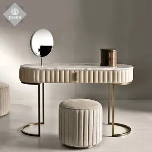 Mueble con espejo ovalado de acero inoxidable y plateado, aparador y cómoda contemporáneo, parte superior de mármol blanco brillante, 2 cajones