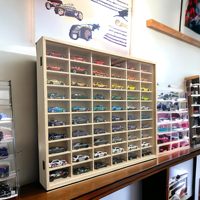 Vitrine murale en bois pour Hot Wheels avec porte anti-poussière