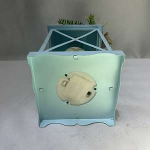 Lanterne à vent bleu pastel <span class=keywords><strong>rustique</strong></span> avec embellissement floral, lanterne à bougie suspendue pour la décoration de la maison, du jardin et du patio - Product Image 4