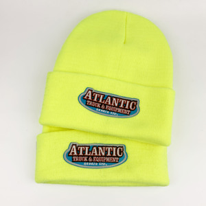 Bonnets d'hiver épais et chauds d'extérieur unisexes avec logo personnalisé <span class=keywords><strong>de</strong></span> créateur OEM Bonnets tricotés colorés - Product Image 1