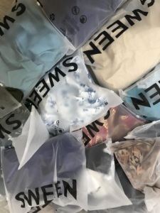 Suéteres de Cachemira en Liquidación, Ropa de Mujer con Descuento, Ropa Usada de Mujer Variada al por Mayor - Product Image 1