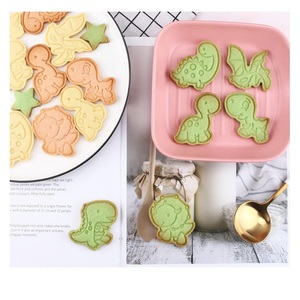 Accessoires de cuisine écologiques en plastique <span class=keywords><strong>3D</strong></span> rose, ensemble de 6 <span class=keywords><strong>emporte</strong></span>-pièces mignons en forme de <span class=keywords><strong>dinosaure</strong></span> de dessin animé - Product Image 1