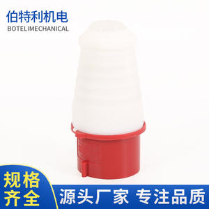 Enchufe Industrial de 400V IP66 Impermeable Trifásico con Conexión a Tierra Estándar y Conector de Plástico - Product Image 5