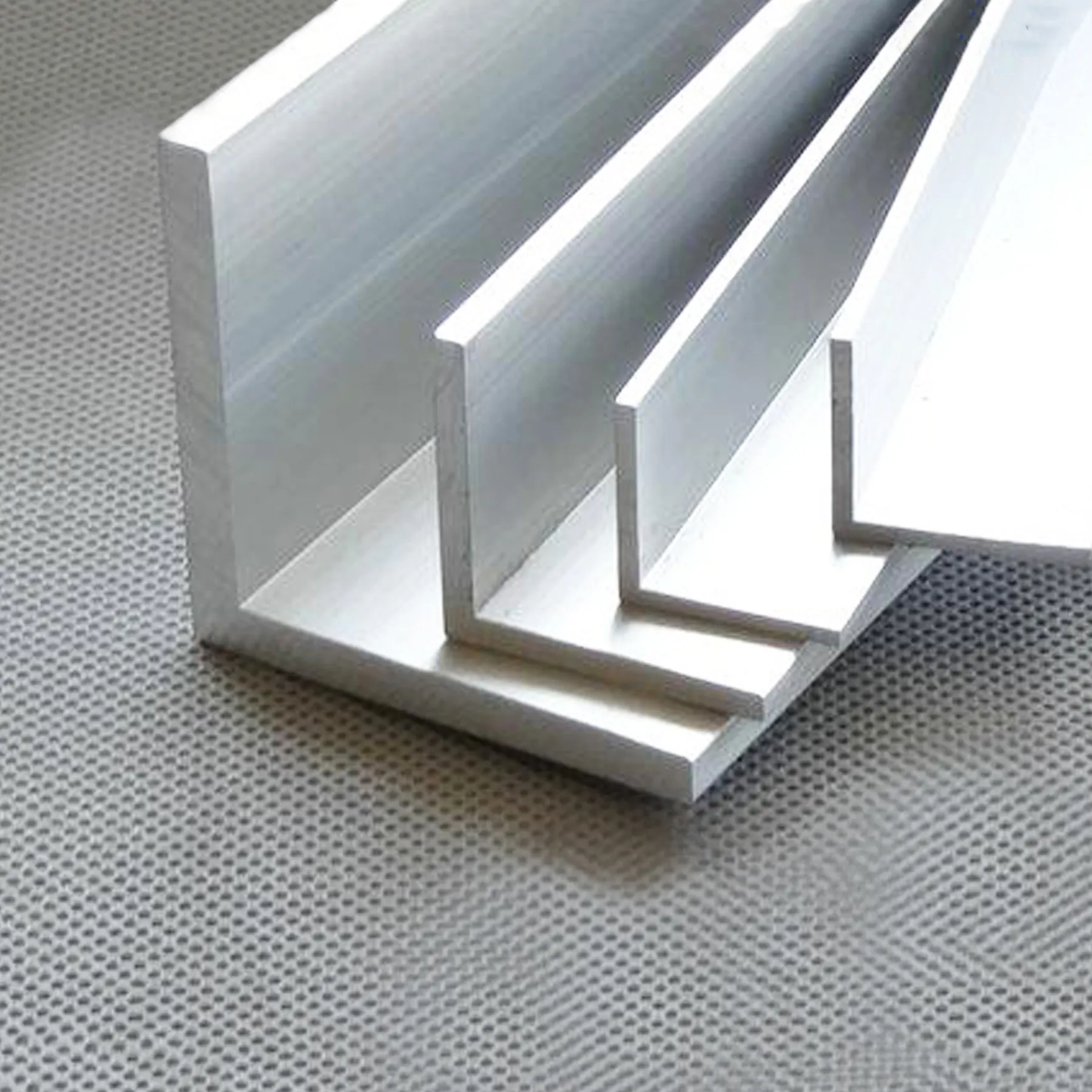 Foshan Aluminum Factory Make Aluminium angle-T Profile C Profile I Profile