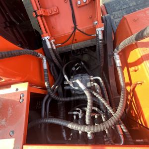 รถขุด Doosan DX300LC 30 ตัน ปี 2024 พร้อมเครื่องยนต์ Isuzu ปั๊มเกียร์ ชั่วโมงการทำงานต่ำ สำหรับผู้รับเหมาที่ได้รับการรับรองมาตรฐาน ISO สำหรับโครงการระหว่างประเทศ - Product Image 6