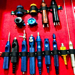 Fuente de alimentación manual de doble puerto de acero inoxidable certificada CE ISO Instrumento quirúrgico Base de un solo mango Instrumentos quirúrgicos - Product Image 1