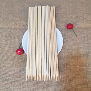 Paquete de 100 Brochetas de Bambú Ecológicas Resistentes al Calor para Asar a la Parrilla, Kebabs, Brochetas Duraderas y Versátiles para Cocina y Picnic - Product Image 2