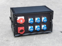 Mini 2U 6CH CEE Power Rack 5PIN 32A Power Distribution Box avec chaque sortie a disjoncteur distributeur de puissance