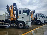 Grue articulée montée sur camion JAC 4x2 de 8 tonnes, grue à flèche articulée montée sur véhicule, camion avec grue mobile à bras de 8 tonnes