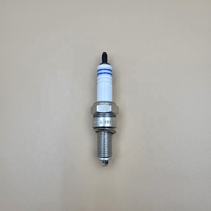 หัวเทียนประสิทธิภาพสูงรุ่นใหม่สำหรับรถสามล้อ/มอเตอร์ไซค์ UR4DC R6 (หมายเลข 643367) สำหรับเครื่องยนต์ยามาฮ่า/บาจาจ/  ผลิตจากโลหะผสมนิกเกิล ขนาด 12.7x16 มม. - Product Image 1