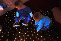 Tapis à fibres optiques lumineux LED phosphorescent Tapis de sol ciel étoilé avec télécommande WIFI Musique pour la maison KTV ou le bureau