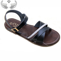 Sandales d'été à la mode de nouveau style, chaussures pour femmes à la mode avec strass plats, chaussures pour femmes rétro décontractées romaines à bout ouvert