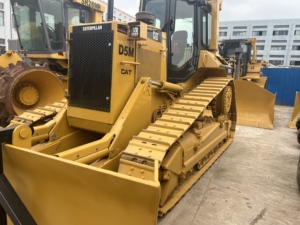 รถดันดิน CAT D5M มือสอง สภาพดี พร้อมส่ง รถบูลโดเซอร์มือสอง เครื่องจักรก่อสร้างขนาดกลาง - Product Image 1