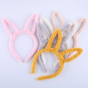 Serre-tête tendance en peluche avec oreilles de lapin pour enfants - Taille unique pour Pâques, Halloween, fêtes et cadeaux d'anniversaire - Product Image 1