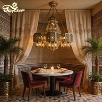 Lustre de style arabe traditionnel, lampe suspendue en métal sculpté creux avec LED pour hall d'hôtel