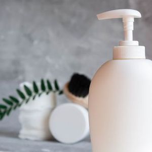 <span class=keywords><strong>ราคา</strong></span>ขายส่ง<span class=keywords><strong>ผง</strong></span>โซเดียมโคโคอิลไกลซิเนต สารลดแรงตึงผิว CAS 90387-74-9 ความบริสุทธิ์ 95% <span class=keywords><strong>ผง</strong></span>โซเดียมโคโคอิลไกลซิเนต - Product Image 2