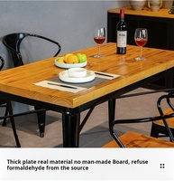 Mobilier commercial Chaise à cadre en fer Table en bois massif Ensemble de table à manger 4 places Ensembles de table et de chaise de café pour restaurant
