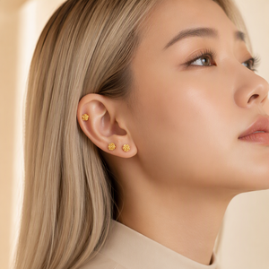 Piercings Labret Maina <span class=keywords><strong>en</strong></span> Titane ASTM F136 de Qualité Implantable, à Filetage Interne, pour Oreille, Lèvre, Cartilage, Tragus, Lobe, Motif Fleur Dorée - Product Image 3