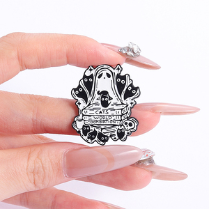 Dessin animé chat noir émail broches paresseux drôle chats broches revers Badge sac à dos bijoux accessoires cadeau pour les amis - Product Image 4