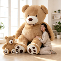 Grand ours en peluche couleur caramel avec museau crème et patins cousus, ours doux pour la décoration moderne des canapés et cadeau pour une ambiance douillette