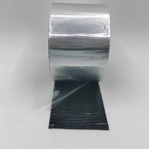 Film d'étanchéité auto-adhésif en asphalte PET, <span class=keywords><strong>bande</strong></span> de protection pour la réparation des toits - Product Image 4