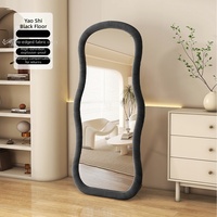 Miroir sur pied pleine longueur design vague moderne avec cadre en bois et loupe, pour chambre à coucher, fixation murale