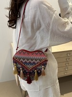 Sac à dos bohème en polyester tissé en forme de cœur, imprimé géométrique ethnique, avec pompons décoratifs, mini sac messager décontracté