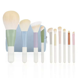 Ensemble de 10 pinceaux de maquillage en poils synthétiques doux avec manche en bois et kit de rangement pour pinceau à raser pour usage professionnel - Product Image 6