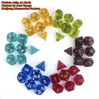 Fabricants de dés polyédriques personnalisés en acrylique, fournisseur de dés pour Dungeons and Dragons, ensemble avec logo pour prise de décision