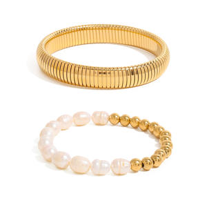 สร้อยข้อมือสแตนเลสสตีลชุบทอง18K สุดหรูสำหรับผู้หญิงสร้อยข้อมือมุกกันน้ำโซ่กระดูกงูยืดได้เครื่องประดับสำหรับสุภาพสตรี - Product Image 3