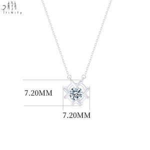 Collier pendentif minimaliste empilable en diamant le plus populaire, en or massif 18 carats avec chaîne en diamant naturel - Product Image 3