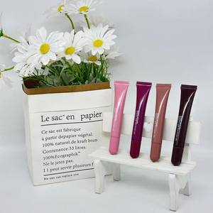High-quality waterproof vegan <b>lip</b> color with long-lasting shine, custom-made for repairing <b>lip</b> lines. - Product Image 3