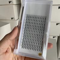 Ventilateur préfabriqué 3D 0.10mm 4D 5D 6D 7D 0.07 8D 10D 0.05 plateau de cils à tige courte vente en gros Extension de cils de Volume de marque privée