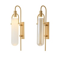 Lampe murale LED moderne en fer et verre, style créatif et nouveau, design luxueux, abat-jour blanc, à intensité variable pour chambre et salon