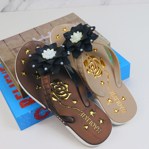 Venta al por mayor de fábrica, calzado de mujer, chanclas calientes, zapatillas, chanclas, zapatillas para damas - Product Image 6