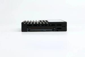 SSD interne d'entreprise YMTC PE511 PCIe 5.0 NVMe TLC 2,5 pouces 3,84 To/7,68 To/15,36 To/3,2 To/6,4 To/12,8 To en stock - Product Image 2