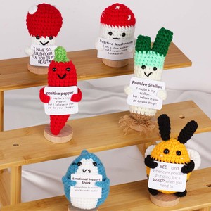 Peluche de hilo de dibujos animados tejido a mano, <span class=keywords><strong>serie</strong></span> de búhos azules abrazables, lindo, positivo e inspirador, de animales y naturaleza, Zhejiang Y512775, el más vendido - Product Image 4