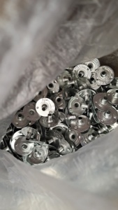 Support de mèche électroplaqué anti-rouille 14*3mm pour accessoires de fabrication de bougies, base métallique pour mèches en coton, support de mèche, languette de mèche - Product Image 4
