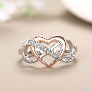 Anello con Design a Cuore Aperto e Infinito, Bicolore, per Donne - Product Image 3