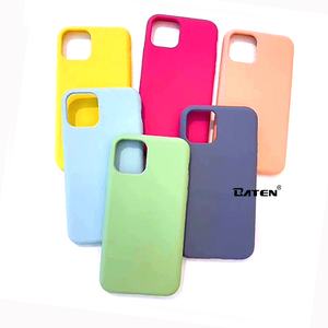 เคสโทรศัพท์ซิลิโคนหนา 2 มม. พร้อมตัวป้องกันกล้อง พร้อมกล่องบรรจุภัณฑ์ สำหรับ iPhone 14 Pro จัดส่งรวดเร็ว - Product Image 1
