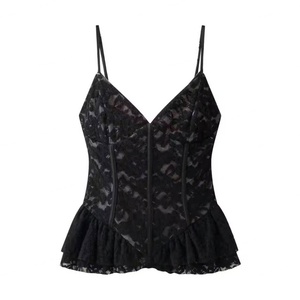ZA – Ensemble sexy pour femme : jupe courte vintage en dentelle tissée avec logo imprimé et débardeur camisole à col en V, 100 % polyester, anti-rétrécissement - Product Image 1