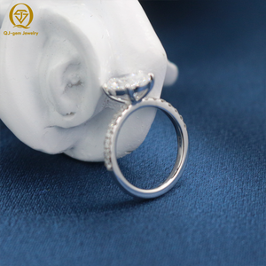 Bague en diamant de forme ovale personnalisée avec diamant de laboratoire DEF VVS, certificat IGI, argent 925, or 10K/14K/18K ou platine en option - Product Image 3
