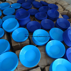 Set d'orpaillage adapté aux débutants pour la prospection récréative dans les eaux peu profondes - Product Image 1