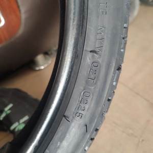 Nuovo Pneumatico Tubeless per Moto 2.75-18 con Garanzia di <span class=keywords><strong>1</strong></span> Anno, Sostituzione Disponibile - Product Image 5