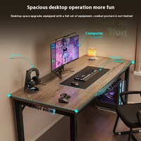 Mobilier de bureau à domicile Bureau d'ordinateur avec étagères Bureau simple avec étagère à 4 niveaux Bureau de travail durable pour le bureau