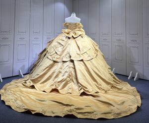 Mumuleo Şampanya Saten Quinceanera Elbiseleri Kısa Kollu Aplike Pullu Tatlı 16 Parti Elbisesi Fiyonklu Vestidos De 15 Balo Elbisesi - Product Image 4