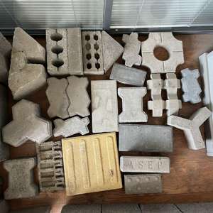 Macchina Mobile per la Produzione di Blocchi di Cemento e Calcestruzzo, Pressa Manuale per 5 Blocchi, Motore per la Vendita in Nigeria - Product Image 4