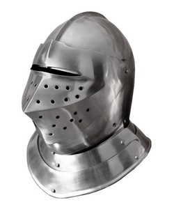 Casco Inglés de Siglo XVI Hecho a Mano, Cerrado, Chapado en Acero al Carbono, Inspirado en la Nautica Medieval, con Forro de Cuero Decorativo - Product Image 1