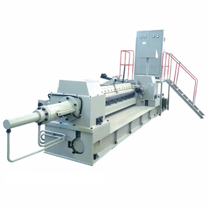 Tour à décapage automatique de placages sans broche pour la production de copeaux de bois et de particules de bois – Machine <span class=keywords><strong>OSB</strong></span> - Product Image 1