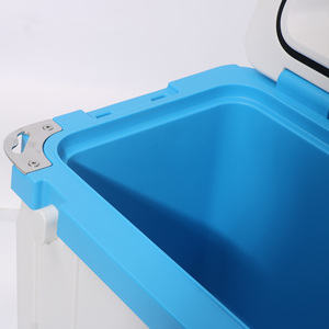 Oem/ODM xách tay 26L leakproof cứng hộp mát tùy chỉnh mô hình PE chất liệu cho cắm trại ngoài trời lĩnh vực rượu vang & thực phẩm lưu trữ Băng hộp - Product Image 3